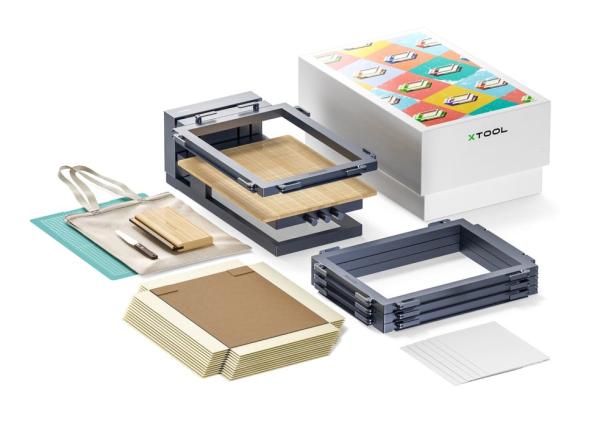 xTool Screen Printer 1.0 – Komplet za večbarvno tiskanje