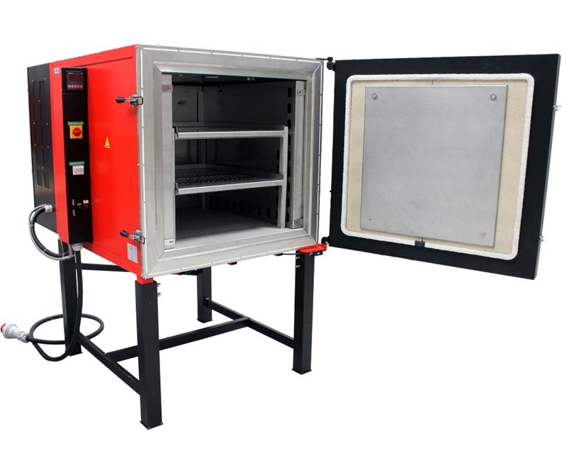 PP komorna peč aluminijastih komponent za aditivno proizvodnjo – do 650 °C